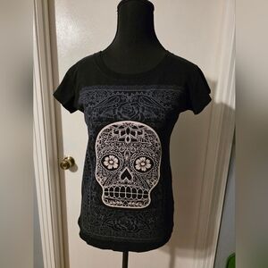 Ay Guey! Black And White Papel Picado Sugar Skull Tshirt Size M